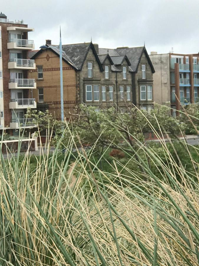 Beach View - SEA VIEWS Lytham St Annes Exterior foto