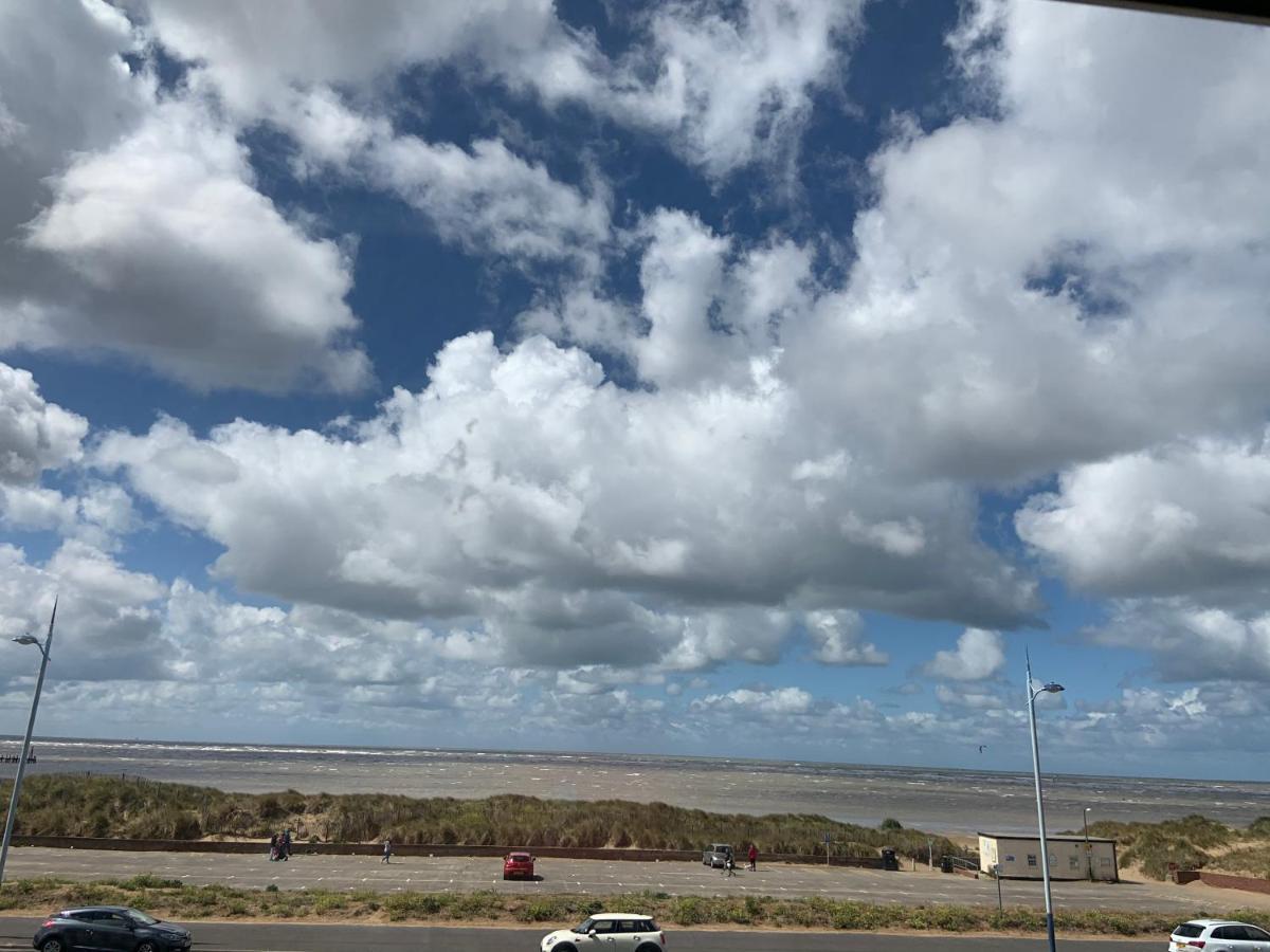 Beach View - SEA VIEWS Lytham St Annes Exterior foto